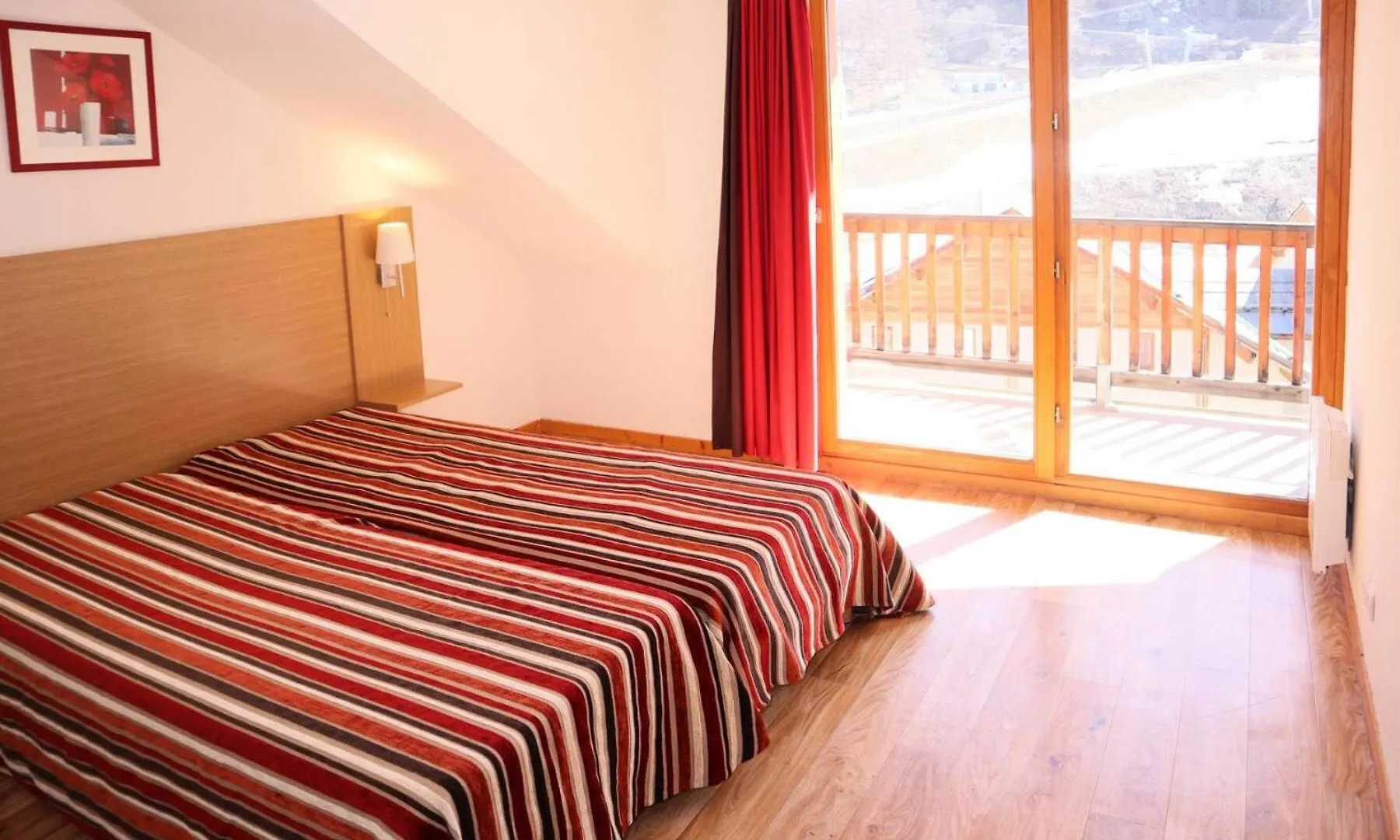 Les Chalets De Bois Mean - A202 Les Chalets De Bois Mean Mae-0764 Les Orres 0*,  France